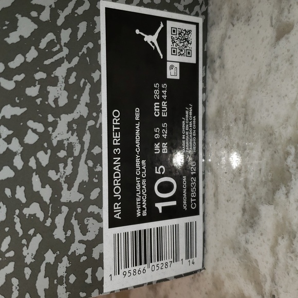 Air Jordan 3 Retro "Cardinal Red" - Picture 7 of 8